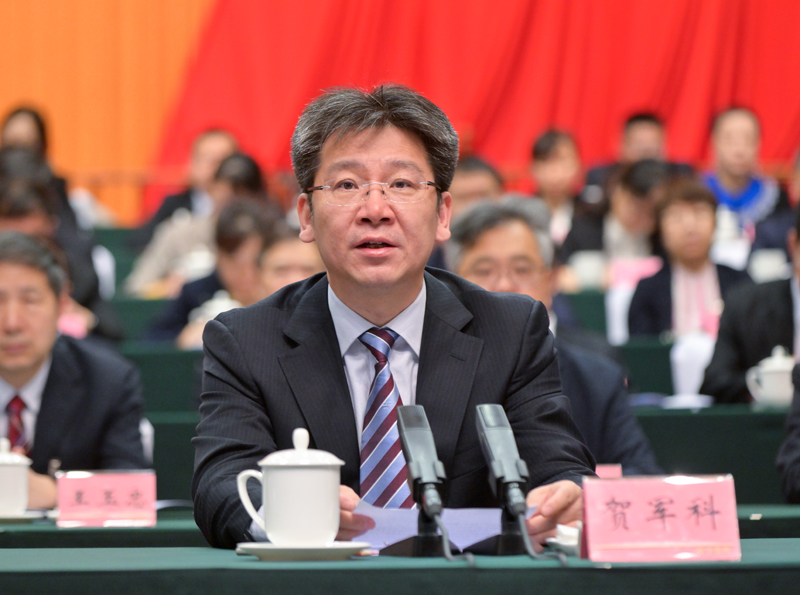 四川省科學(xué)技術(shù)協(xié)會(huì)第十次代表大會(huì)開幕
主動(dòng)服務(wù)國(guó)家大局 堅(jiān)定扛起時(shí)代使命
以磅礴科技力量更好助推四川現(xiàn)代化建設(shè)
王曉暉賀軍科講話 施小琳出席「相關(guān)圖片」